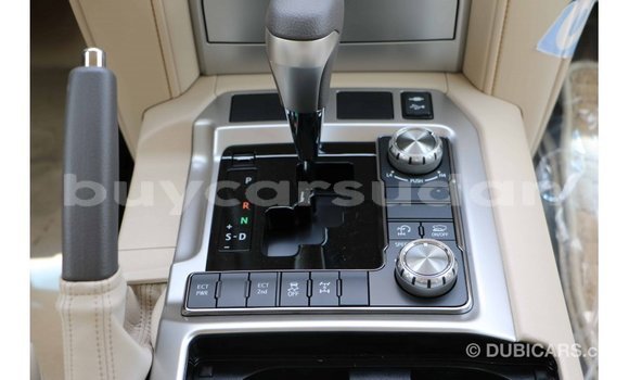 Buy Import Toyota Land Cruiser White Car in Import - Dubai in Al Jazirah State Buy Import Toyota Land Cruiser White Car in Import - Dubai in Al Jazirah State
