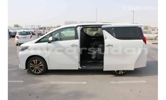 Buy Import Toyota Alphard White Car in Import - Dubai in Al Jazirah State Buy Import Toyota Alphard White Car in Import - Dubai in Al Jazirah State