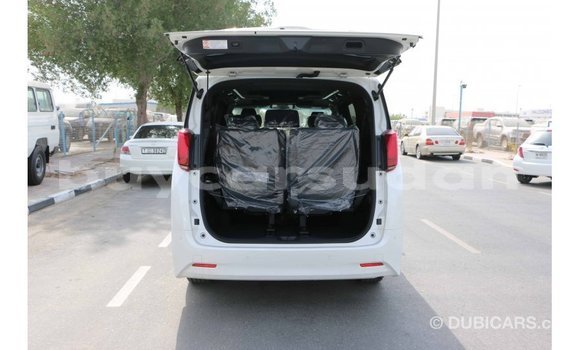 Buy Import Toyota Alphard White Car in Import - Dubai in Al Jazirah State Buy Import Toyota Alphard White Car in Import - Dubai in Al Jazirah State
