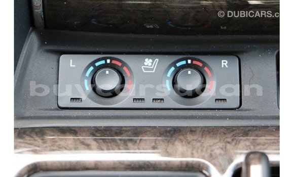 Buy Import Toyota Alphard White Car in Import - Dubai in Al Jazirah State Buy Import Toyota Alphard White Car in Import - Dubai in Al Jazirah State