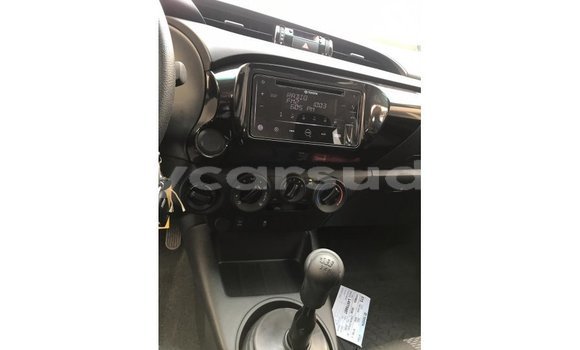 Buy Import Toyota Hilux White Car in Import - Dubai in Al Jazirah State Buy Import Toyota Hilux White Car in Import - Dubai in Al Jazirah State