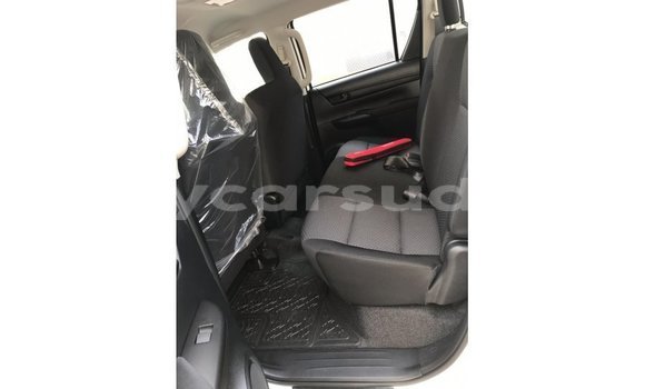 Buy Import Toyota Hilux White Car in Import - Dubai in Al Jazirah State Buy Import Toyota Hilux White Car in Import - Dubai in Al Jazirah State