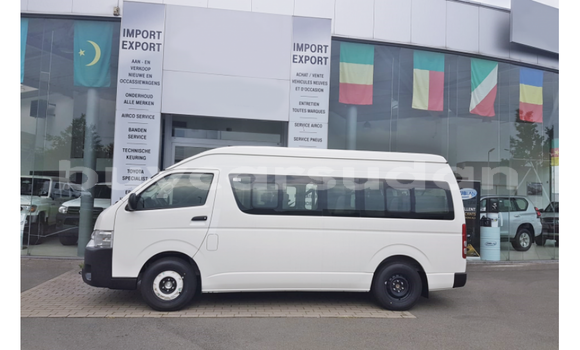 Buy Import Toyota Hiace White Car in Import - Dubai in Al Jazirah State Buy Import Toyota Hiace White Car in Import - Dubai in Al Jazirah State