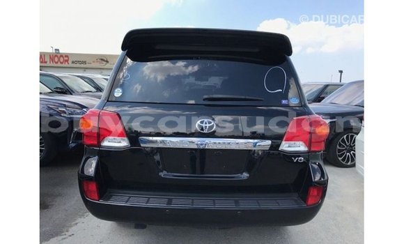 Acheter Import Voiture Toyota Land Cruiser Noir à Import - Dubai, État d'Al Jazirah Acheter Import Voiture Toyota Land Cruiser Noir à Import - Dubai, État d'Al Jazirah