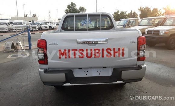 Buy Import Mitsubishi L200 White Car in Import - Dubai in Al Jazirah State Buy Import Mitsubishi L200 White Car in Import - Dubai in Al Jazirah State