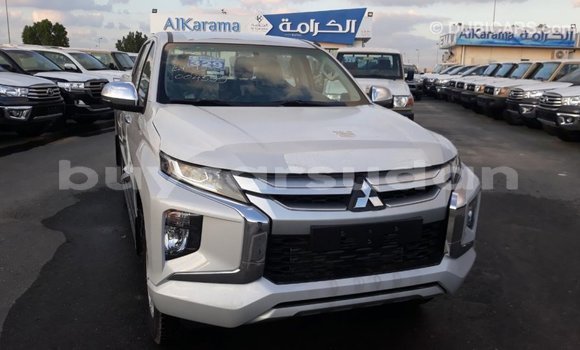 Buy Import Mitsubishi L200 White Car in Import - Dubai in Al Jazirah State Buy Import Mitsubishi L200 White Car in Import - Dubai in Al Jazirah State