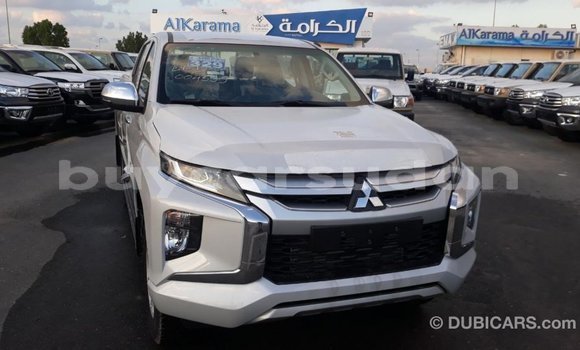 Buy Import Mitsubishi L200 White Car in Import - Dubai in Al Jazirah State Buy Import Mitsubishi L200 White Car in Import - Dubai in Al Jazirah State