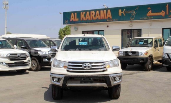 Buy Import Toyota Hilux White Car in Import - Dubai in Al Jazirah State Buy Import Toyota Hilux White Car in Import - Dubai in Al Jazirah State