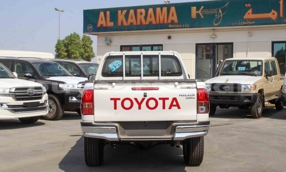 Buy Import Toyota Hilux White Car in Import - Dubai in Al Jazirah State Buy Import Toyota Hilux White Car in Import - Dubai in Al Jazirah State