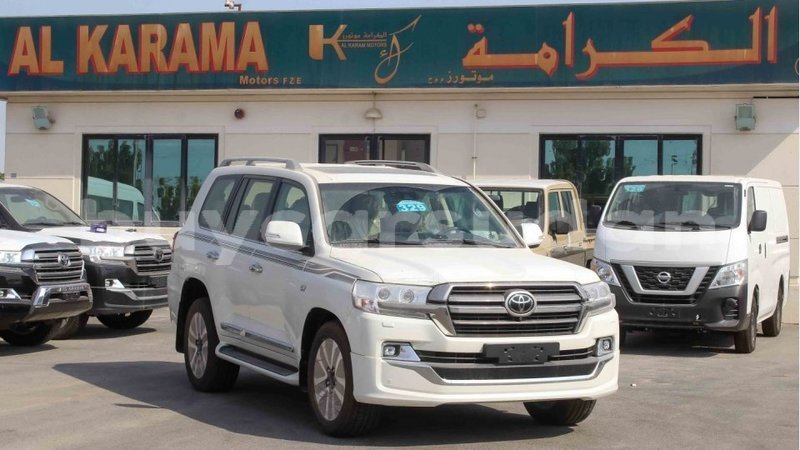 Big with watermark toyota land cruiser al jazirah state import dubai 2242