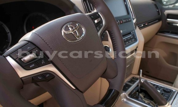 Buy Import Toyota Land Cruiser White Car in Import - Dubai in Al Jazirah State Buy Import Toyota Land Cruiser White Car in Import - Dubai in Al Jazirah State
