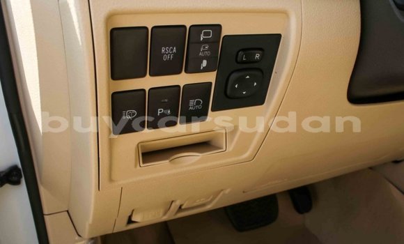 Buy Import Toyota Land Cruiser White Car in Import - Dubai in Al Jazirah State Buy Import Toyota Land Cruiser White Car in Import - Dubai in Al Jazirah State