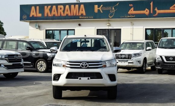 Buy Import Toyota Hilux White Car in Import - Dubai in Al Jazirah State Buy Import Toyota Hilux White Car in Import - Dubai in Al Jazirah State