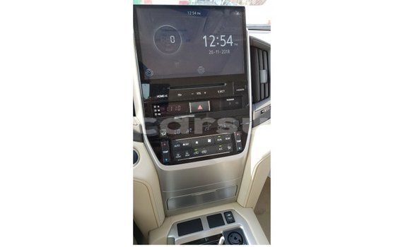 Buy Import Toyota Land Cruiser White Car in Import - Dubai in Al Jazirah State Buy Import Toyota Land Cruiser White Car in Import - Dubai in Al Jazirah State