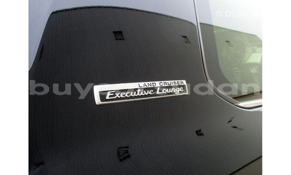 Acheter Import Voiture Toyota Land Cruiser Noir à Import - Dubai, État d'Al Jazirah Acheter Import Voiture Toyota Land Cruiser Noir à Import - Dubai, État d'Al Jazirah