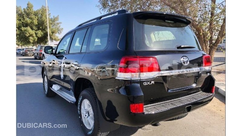 Big with watermark toyota land cruiser al jazirah state import dubai 2268