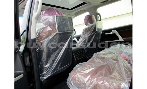 Acheter Import Voiture Toyota Land Cruiser Noir à Import - Dubai, État d'Al Jazirah Acheter Import Voiture Toyota Land Cruiser Noir à Import - Dubai, État d'Al Jazirah