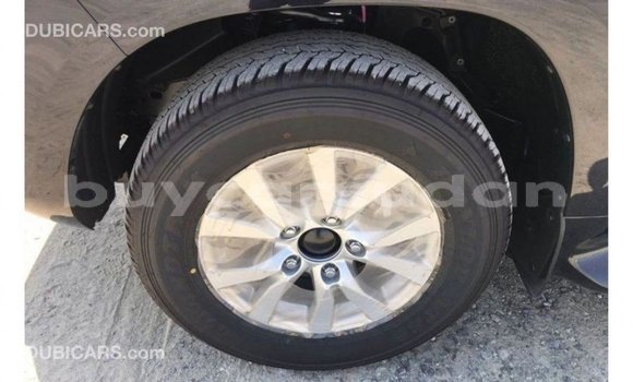 Acheter Import Voiture Toyota Land Cruiser Noir à Import - Dubai, État d'Al Jazirah Acheter Import Voiture Toyota Land Cruiser Noir à Import - Dubai, État d'Al Jazirah