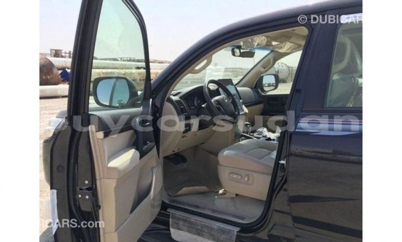 Acheter Import Voiture Toyota Land Cruiser Noir à Import - Dubai, État d'Al Jazirah Acheter Import Voiture Toyota Land Cruiser Noir à Import - Dubai, État d'Al Jazirah