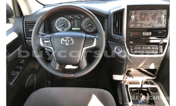 Acheter Import Voiture Toyota Land Cruiser Noir à Import - Dubai, État d'Al Jazirah Acheter Import Voiture Toyota Land Cruiser Noir à Import - Dubai, État d'Al Jazirah
