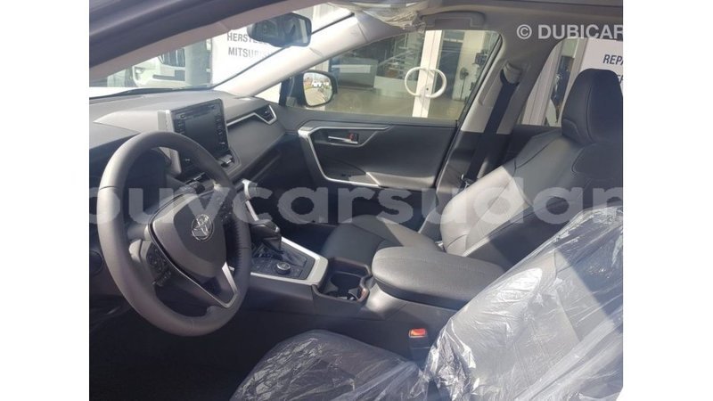 Big with watermark toyota hiace al jazirah state import dubai 2280