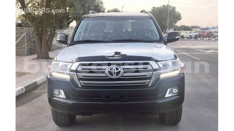Big with watermark toyota land cruiser al jazirah state import dubai 2285