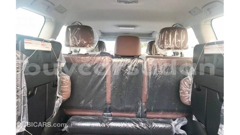 Big with watermark toyota land cruiser al jazirah state import dubai 2285