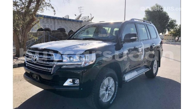 Big with watermark toyota land cruiser al jazirah state import dubai 2287