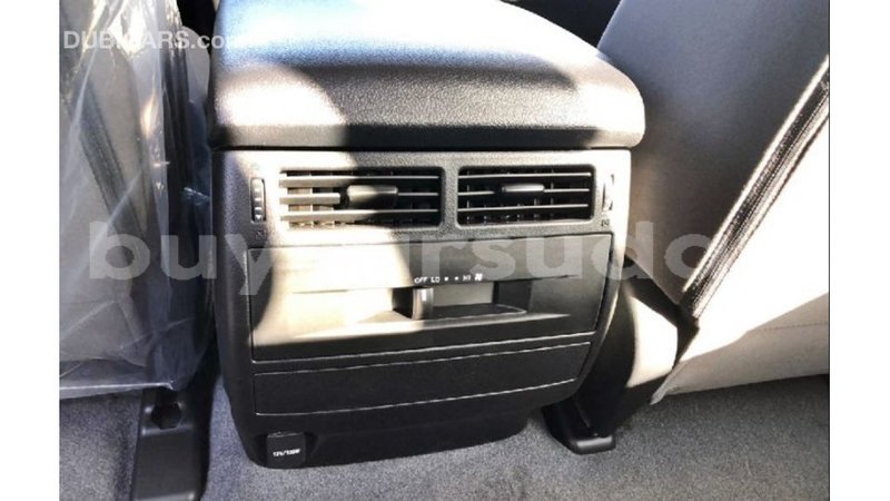 Big with watermark toyota land cruiser al jazirah state import dubai 2287