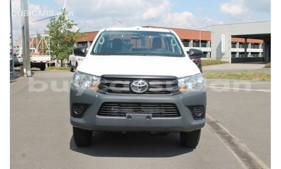 Buy Import Toyota Hilux White Car in Import - Dubai in Al Jazirah State Buy Import Toyota Hilux White Car in Import - Dubai in Al Jazirah State