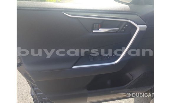 Buy Import Toyota HiAce Other Truck in Import - Dubai in Al Jazirah State Buy Import Toyota HiAce Other Truck in Import - Dubai in Al Jazirah State