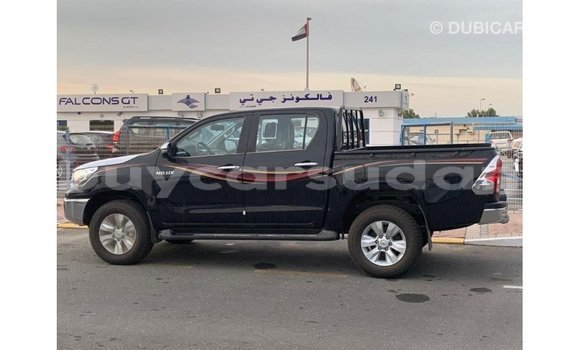 Acheter Import Voiture Toyota Hilux Noir à Import - Dubai, État d'Al Jazirah Acheter Import Voiture Toyota Hilux Noir à Import - Dubai, État d'Al Jazirah