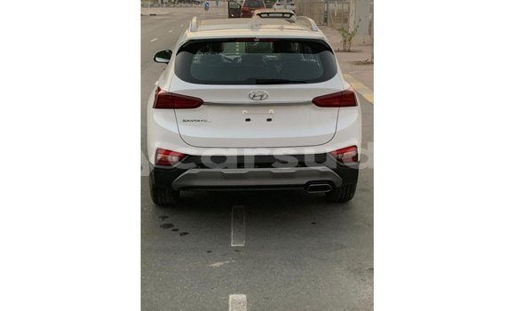 Acheter Import Voiture Hyundai Santa Fe Blanc à Import - Dubai, État d'Al Jazirah Acheter Import Voiture Hyundai Santa Fe Blanc à Import - Dubai, État d'Al Jazirah
