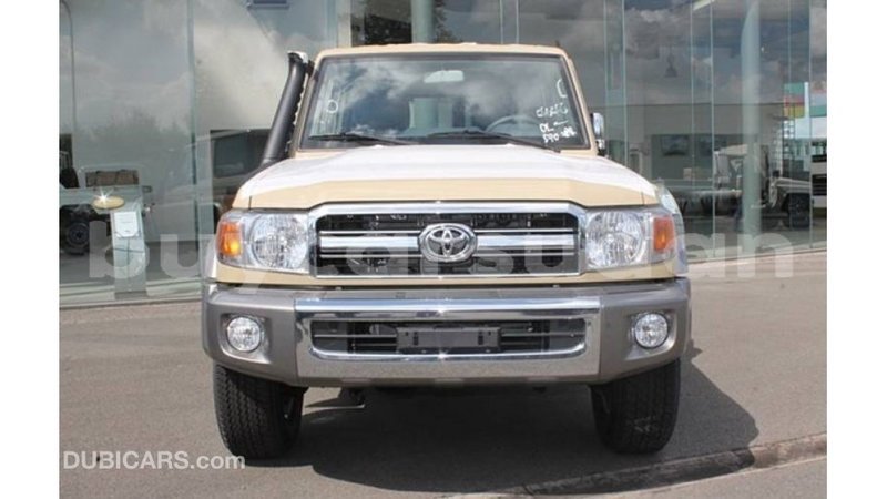 Big with watermark toyota land cruiser al jazirah state import dubai 2299