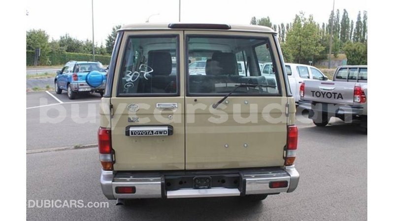 Big with watermark toyota land cruiser al jazirah state import dubai 2299