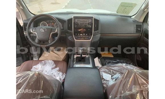 Acheter Import Voiture Toyota Land Cruiser Noir à Import - Dubai, État d'Al Jazirah Acheter Import Voiture Toyota Land Cruiser Noir à Import - Dubai, État d'Al Jazirah