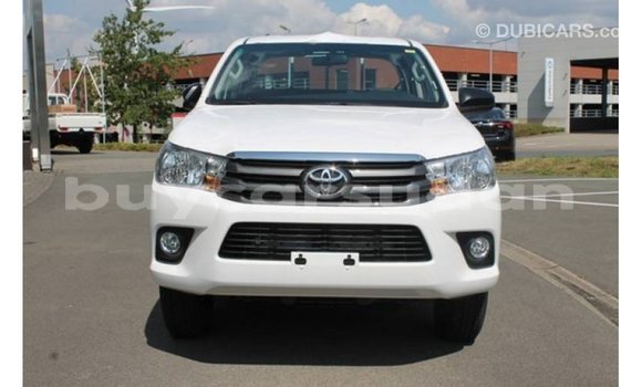 Buy Import Toyota Hilux White Car in Import - Dubai in Al Jazirah State Buy Import Toyota Hilux White Car in Import - Dubai in Al Jazirah State