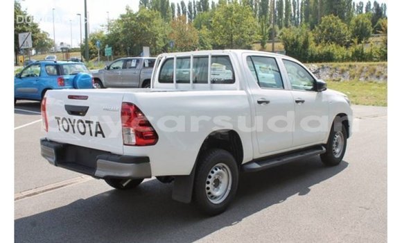 Buy Import Toyota Hilux White Car in Import - Dubai in Al Jazirah State Buy Import Toyota Hilux White Car in Import - Dubai in Al Jazirah State