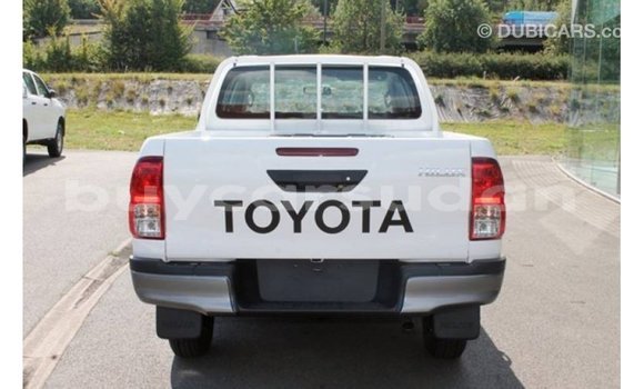 Buy Import Toyota Hilux White Car in Import - Dubai in Al Jazirah State Buy Import Toyota Hilux White Car in Import - Dubai in Al Jazirah State