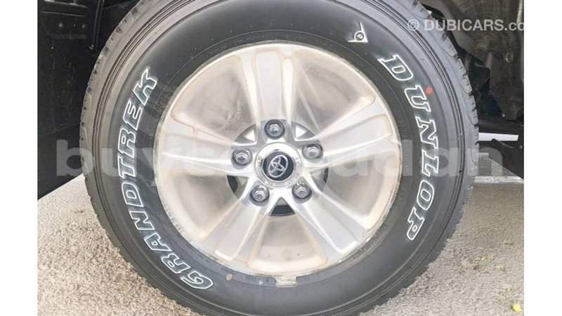 Big with watermark toyota land cruiser al jazirah state import dubai 2305