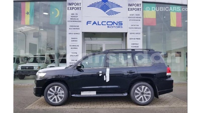Big with watermark toyota land cruiser al jazirah state import dubai 2308
