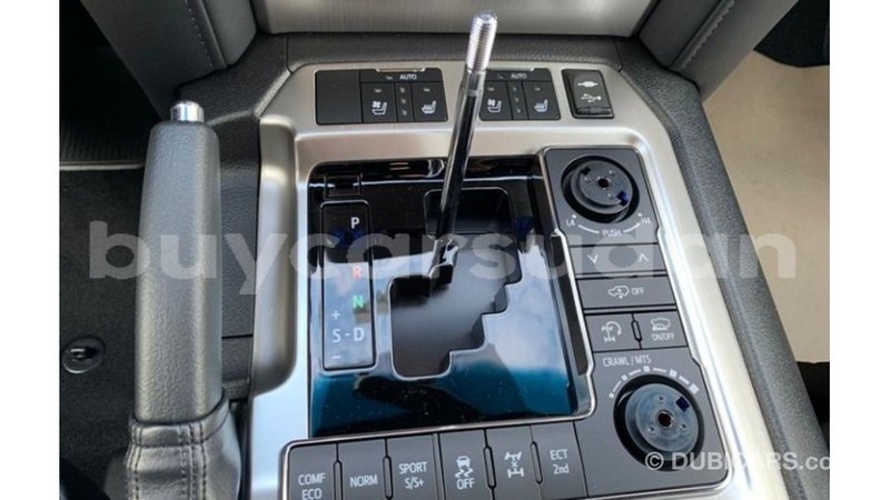 Big with watermark toyota land cruiser al jazirah state import dubai 2308