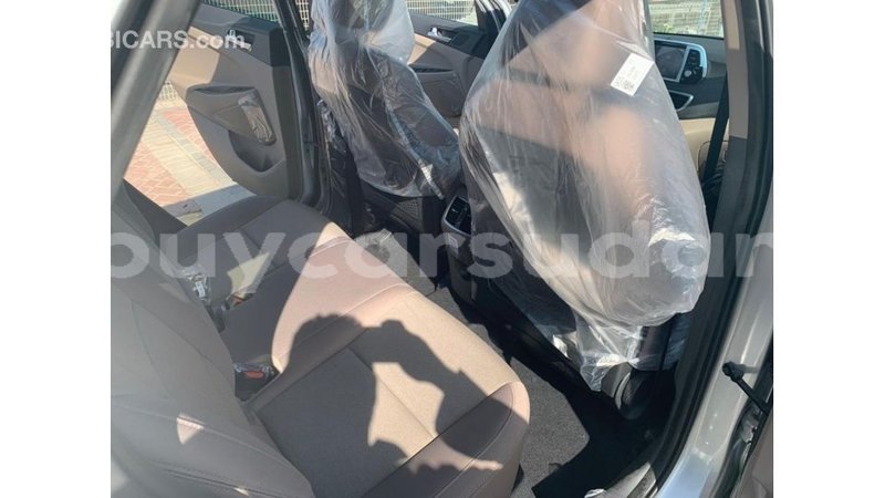 Big with watermark hyundai tucson al jazirah state import dubai 2317