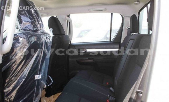 Buy Import Toyota Hilux White Car in Import - Dubai in Al Jazirah State Buy Import Toyota Hilux White Car in Import - Dubai in Al Jazirah State