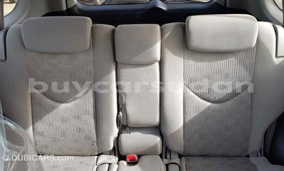 Buy Import Toyota RAV4 Green Car in Import - Dubai in Al Jazirah State Buy Import Toyota RAV4 Green Car in Import - Dubai in Al Jazirah State