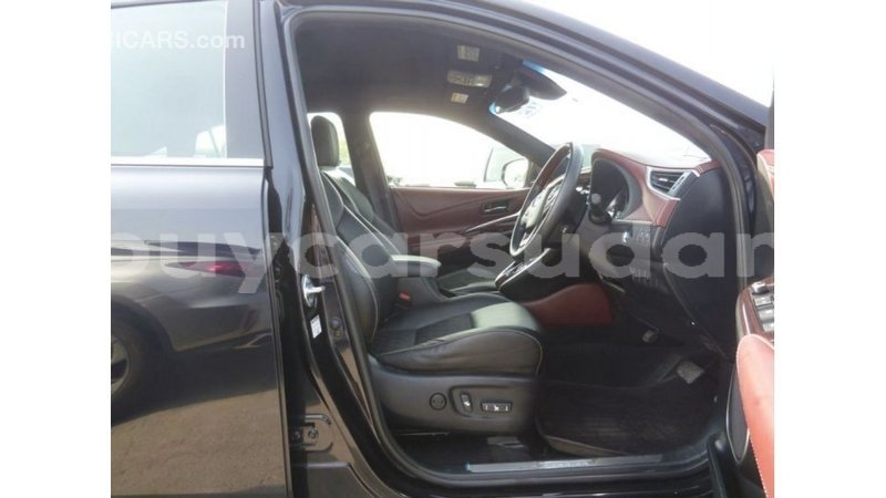 Big with watermark toyota harrier al jazirah state import dubai 2334