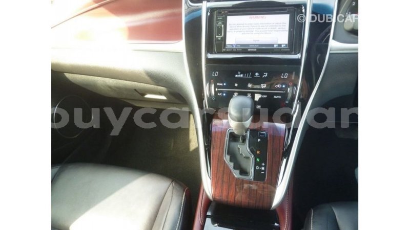 Big with watermark toyota harrier al jazirah state import dubai 2334