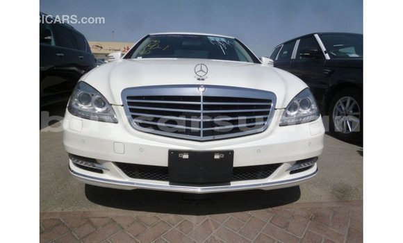 Buy Import Mercedes-Benz 190 White Car in Import - Dubai in Al Jazirah State Buy Import Mercedes-Benz 190 White Car in Import - Dubai in Al Jazirah State