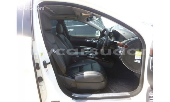 Buy Import Mercedes-Benz 190 White Car in Import - Dubai in Al Jazirah State Buy Import Mercedes-Benz 190 White Car in Import - Dubai in Al Jazirah State