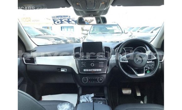 Acheter Import Voiture Mercedes-Benz 250 Autre à Import - Dubai, État d'Al Jazirah Acheter Import Voiture Mercedes-Benz 250 Autre à Import - Dubai, État d'Al Jazirah